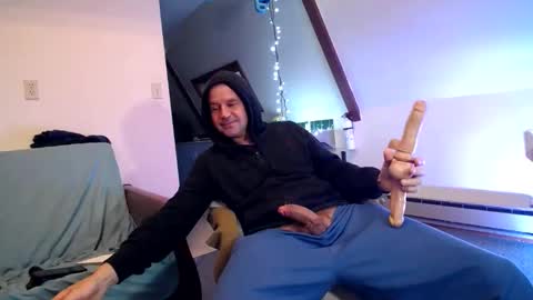 Hippie Jijm online show from February 25, 4:31 pm