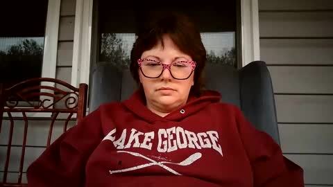 Snapshot of hippihope420 chatting on March 8, 8:46 pm Bella online show from March 8, 8:46 pm