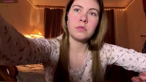 I am Amy ntmu Lets hit 10 Thumbs Up together online show from February 15, 2:58 pm