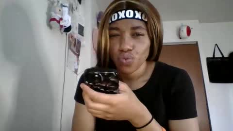 hisfreakyqueen86 online show from June 10, 10:30 pm
