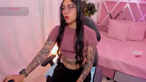  hisis  online show from October 11, 11:42 am