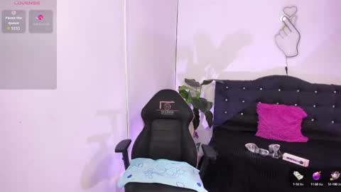  hisis  online show from October 15, 7:36 pm