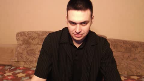 Snapshot of hisoka_morow_ chatting on January 8, 1:35 pm Hisoka online show from January 8, 1:35 pm