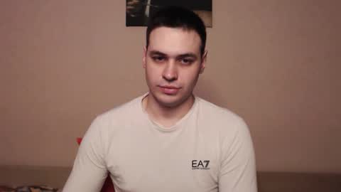 Snapshot of hisoka_morow_ chatting on January 15, 10:24 pm Hisoka online show from January 15, 10:24 pm