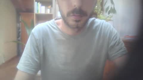 Snapshot of hitmenoww chatting on September 24, 8:17 am hitmenoww online show from September 24, 8:17 am