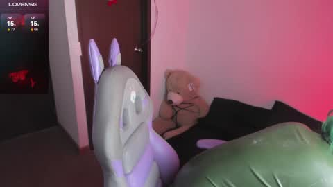 Hitomi Arata online show from January 14, 5:56 pm