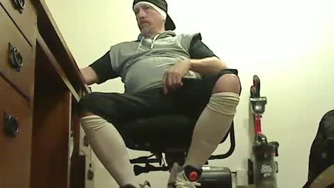 Snapshot of hockeybud chatting on February 2, 11:53 pm Rick online show from February 2, 11:53 pm