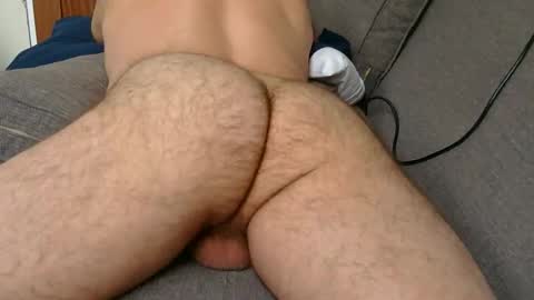 Snapshot of hockeyjock17 chatting on April 25, 5:32 pm hockeyjock17 online show from April 25, 5:32 pm