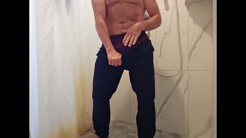 Snapshot of hockeyjock17 chatting on May 2, 4:56 pm hockeyjock17 online show from May 2, 4:56 pm