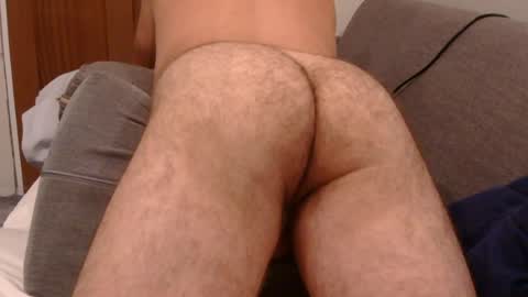 hockeyjock17 online show from August 5, 2:03 am