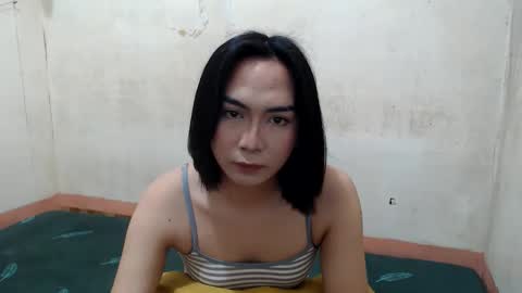 Snapshot of hoelykim chatting on May 24, 6:24 pm Kim3 online show from May 24, 6:24 pm