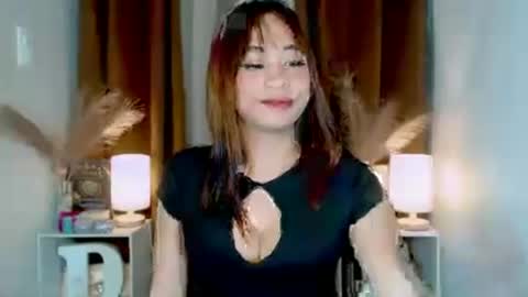 Snapshot of hoelymarie chatting on July 28, 12:48 pm hoelymarie online show from July 28, 12:48 pm