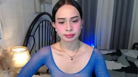 hoelymolly online show from May 15, 11:23 pm