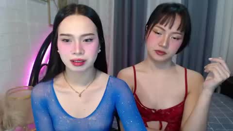 hoelymolly online show from June 26, 7:07 pm