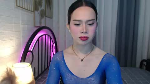 hoelymolly online show from July 11, 9:38 pm