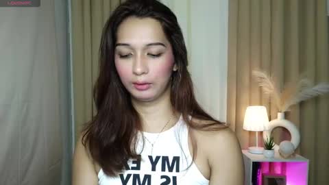 Hoelymorri online show from February 10, 4:55 pm