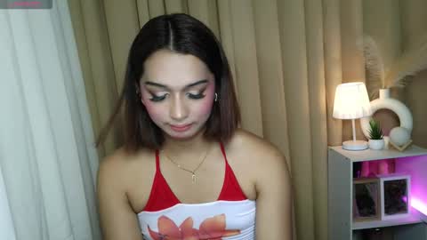 Hoelymorri online show from March 3, 8:20 am