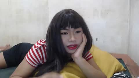 Snapshot of hoelyrafaela chatting on May 2, 6:40 am Rafaela3 online show from May 2, 6:40 am