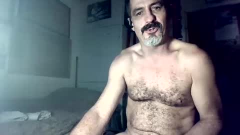 Snapshot of hoglegg99384194 chatting on September 27, 1:05 pm hoglegg99384194 online show from September 27, 1:05 pm