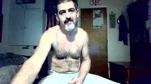 Snapshot of hoglegg99384194 chatting on October 5, 4:33 am hoglegg99384194 online show from October 5, 4:33 am