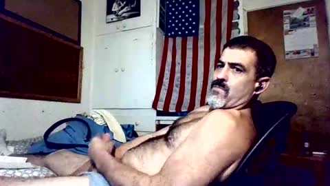 Snapshot of hoglegg99384194 chatting on October 14, 3:02 pm hoglegg99384194 online show from October 14, 3:02 pm