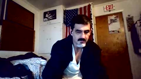 Snapshot of hoglegg99384194 chatting on October 16, 9:21 am hoglegg99384194 online show from October 16, 9:21 am