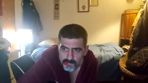 hoglegg99384194 online show from December 17, 10:21 am