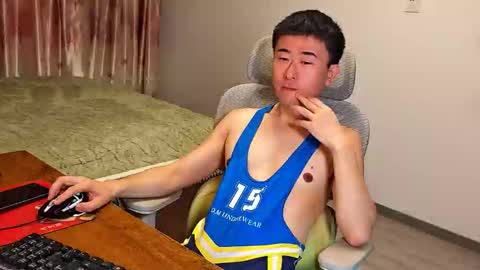 shy boi online show from October 26, 1:06 pm