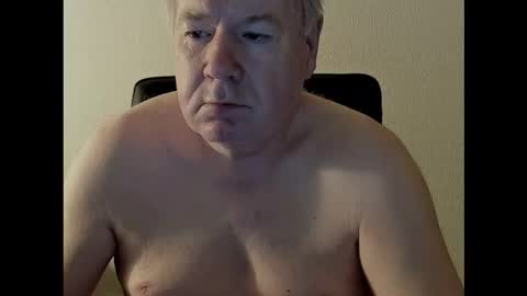 Holger online show from October 24, 3:03 am