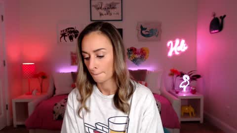 Holi Hurricane online show from November 22, 4:33 am