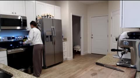 Holi Hurricane online show from March 19, 3:21 am