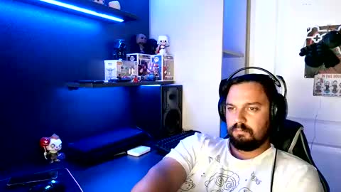 Snapshot of holliesdollies90 chatting on October 31, 7:37 pm holliesdollies90 online show from October 31, 7:37 pm