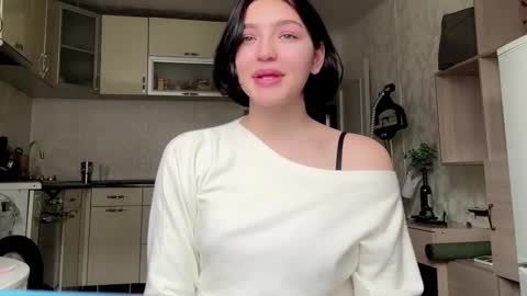 Snapshot of hollisguerrette chatting on February 21, 8:37 am Sofia online show from February 21, 8:37 am