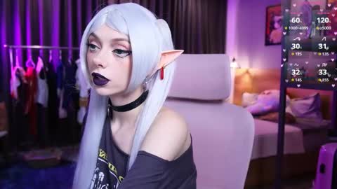 Holli online show from February 26, 10:58 am