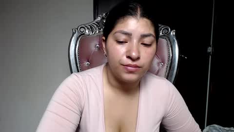 holly online show from December 9, 8:22 am
