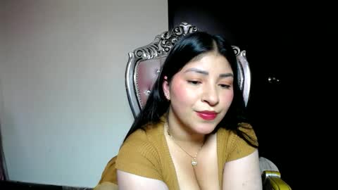 holly online show from February 26, 3:19 pm