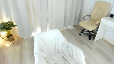 Amy online show from July 14, 10:21 am