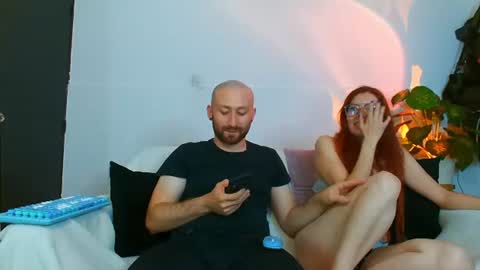 Holly and Honey online show from July 30, 10:09 pm