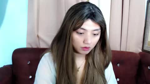 holly_maria69 online show from March 27, 5:12 pm