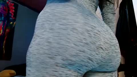 Snapshot of holly_thomsonx69 chatting on December 27, 9:43 pm holly_thomsonx69 online show from December 27, 9:43 pm