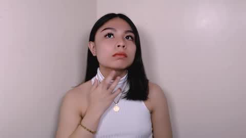 hollyaki69 online show from February 3, 9:47 am