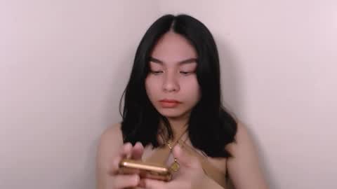 hollyaki69 online show from February 8, 10:57 pm