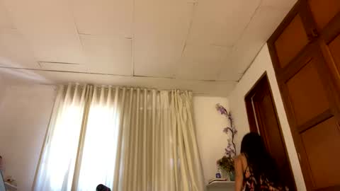 Snapshot of hollykoff chatting on February 22, 5:13 pm space online show from February 22, 5:13 pm