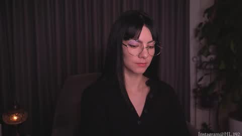 Holly Linder online show from November 13, 2:21 am