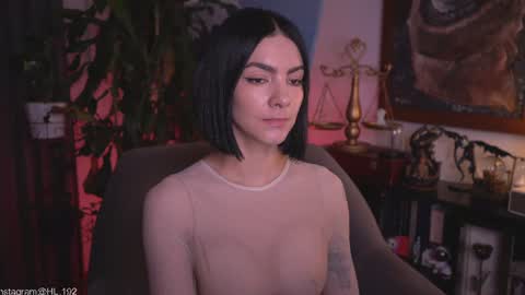 Snapshot of hollylinder_ chatting on July 19, 2:15 am Holly Linder online show from July 19, 2:15 am