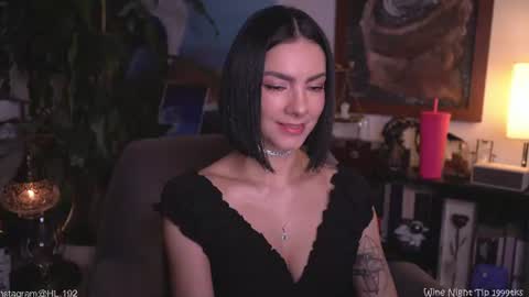 Snapshot of hollylinder_ chatting on July 25, 2:20 am Holly Linder online show from July 25, 2:20 am