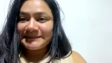 Snapshot of hollymollyxoxo chatting on December 27, 2:14 am Molly online show from December 27, 2:14 am