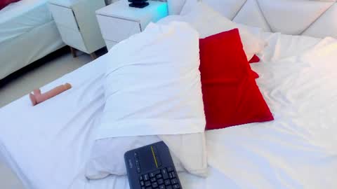 Holly online show from July 2, 1:27 am