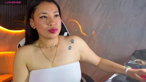 Holly  online show from September 9, 9:58 pm