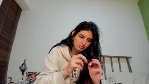 hollyshit_ online show from December 18, 2:53 am